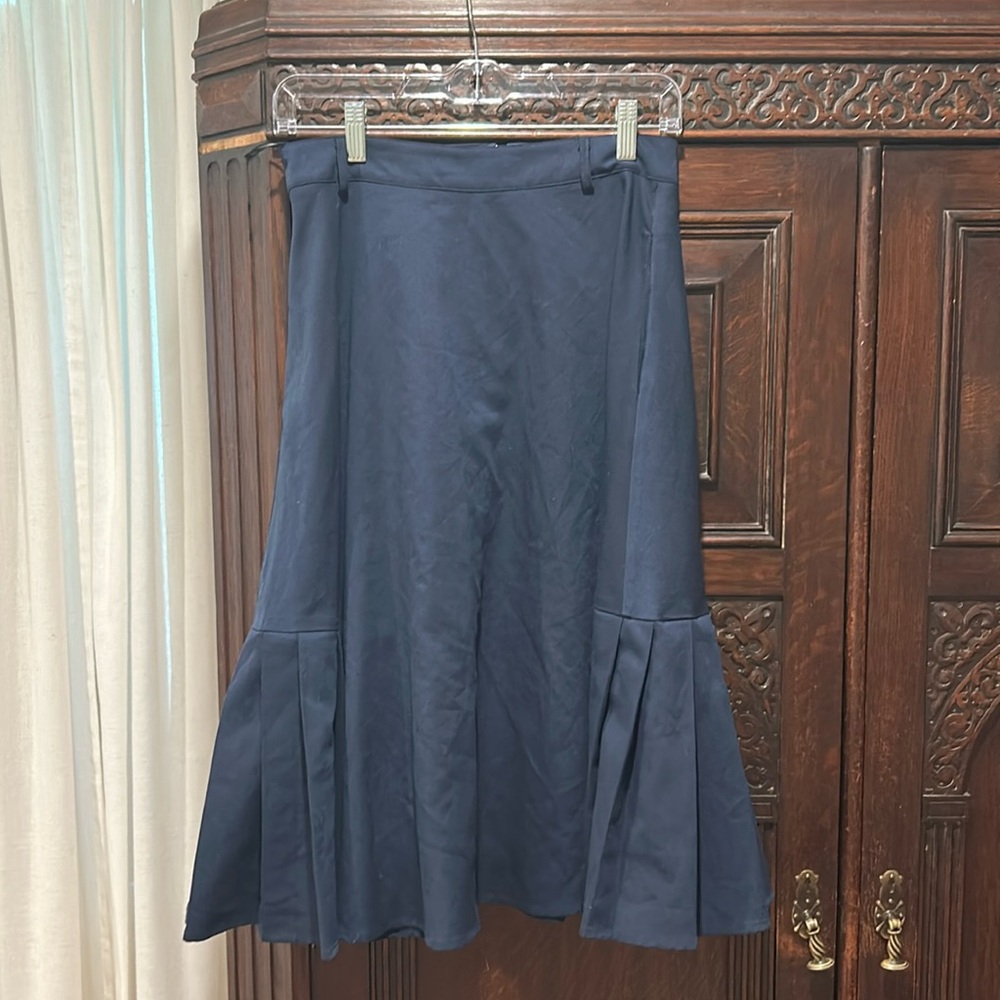SOLD Voodoo Vixen Modcloth Unique Vintage skirt pleats a-line S 4 navy sailor